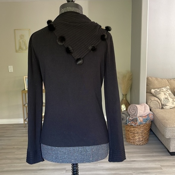 Cyrus Black Mink Ball Cowl Neck Sweater Size Large - Picture 5 of 5